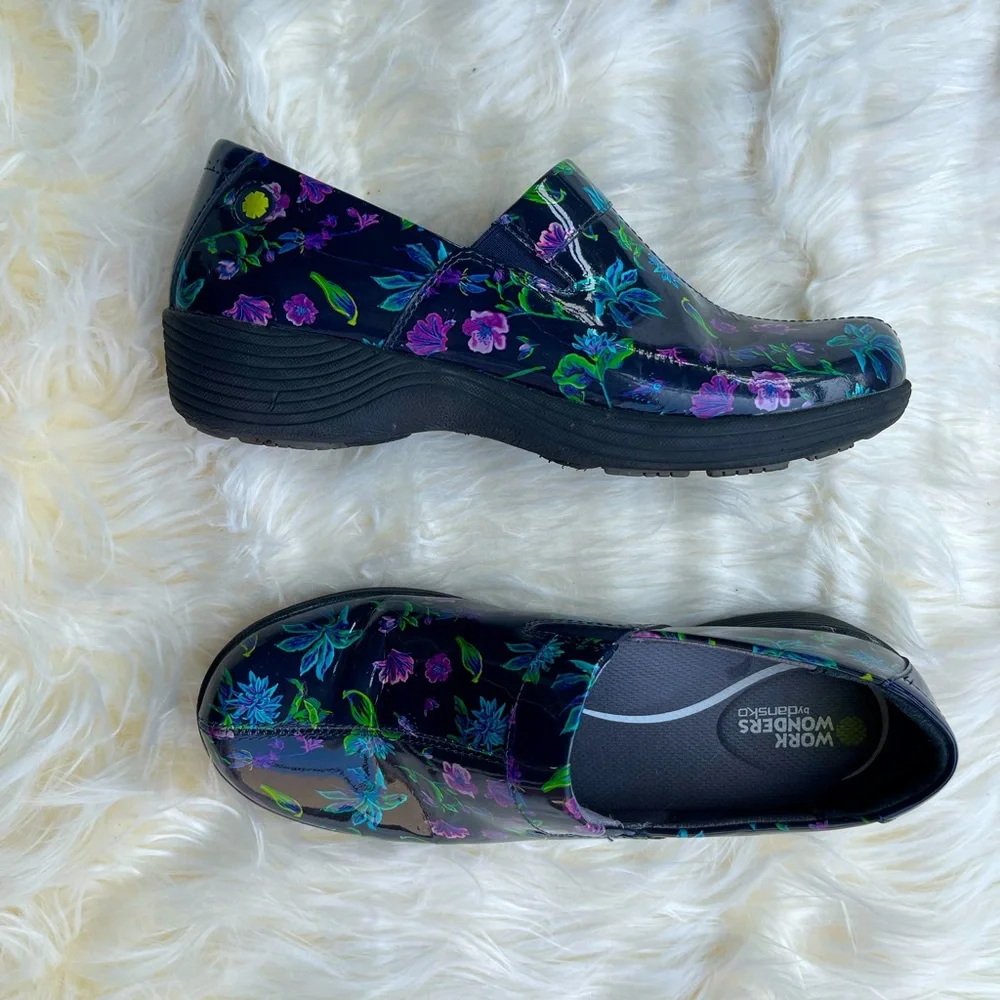 NEW Women’s Dansko Clogs, Botanical Patent, Size 39 - Picture 1 of 9